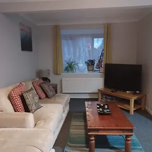 https://fieldfare-green-huku-kwetu-luton.cambridgehotelsuk.com